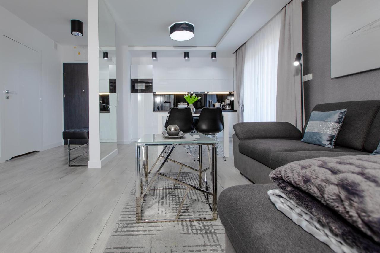 Apartament Linia Komfortu Gardenia Dziwnow Z Widokiem Na Morze Epapartamenty 외부 사진