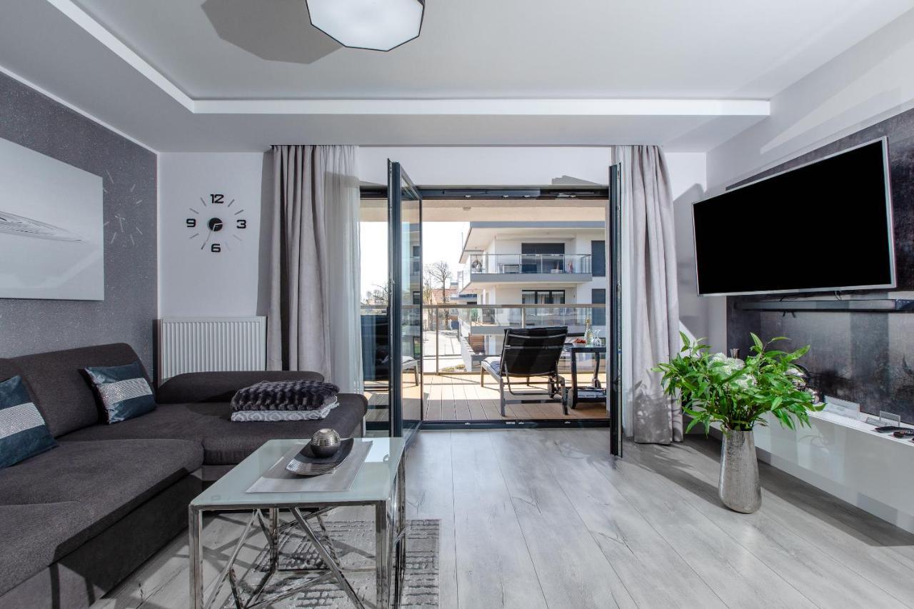 Apartament Linia Komfortu Gardenia Dziwnow Z Widokiem Na Morze Epapartamenty 외부 사진