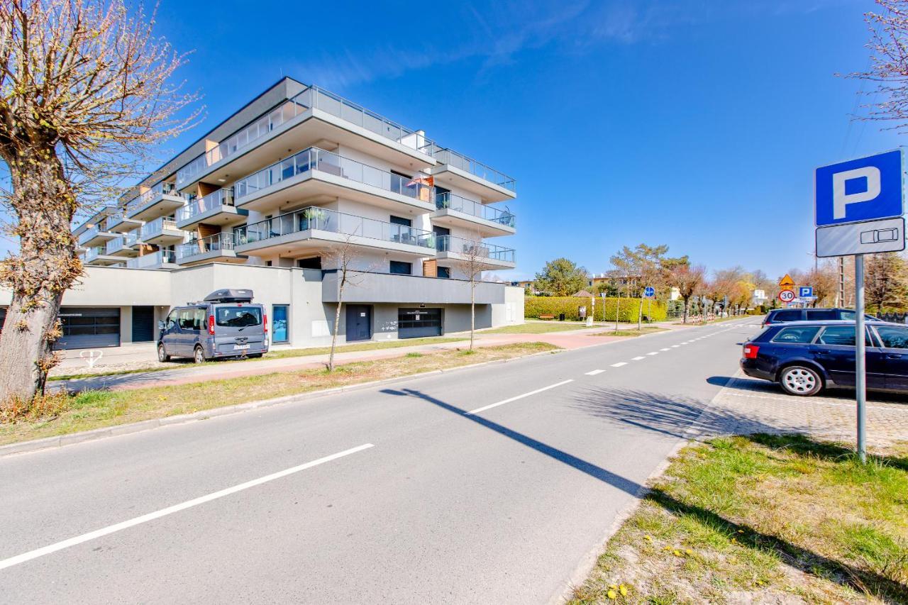 Apartament Linia Komfortu Gardenia Dziwnow Z Widokiem Na Morze Epapartamenty 외부 사진